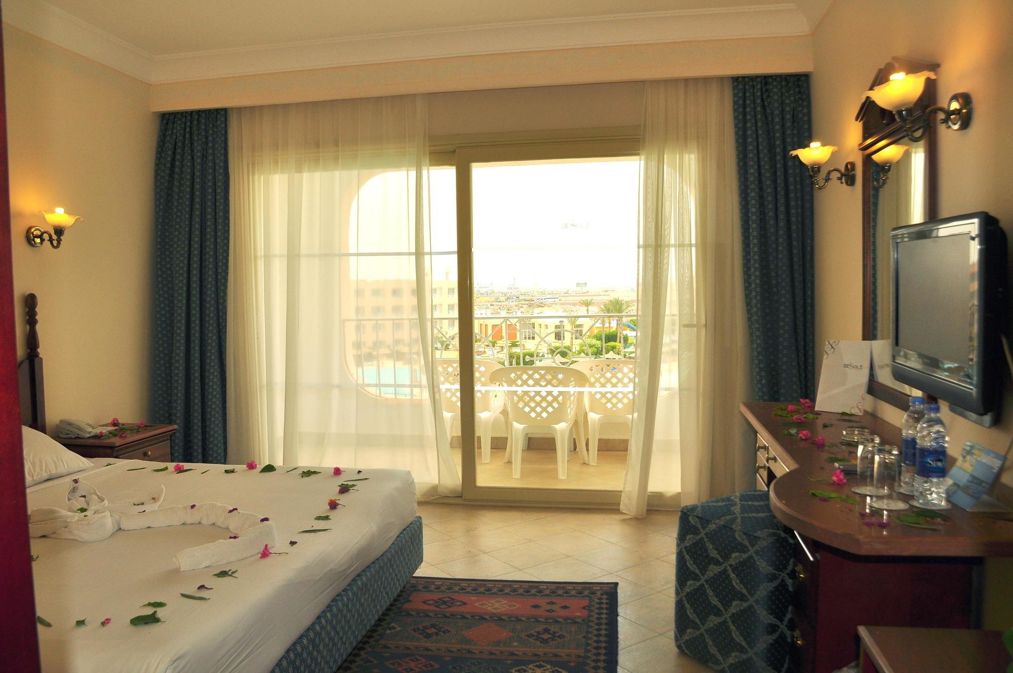 Titanic Aqua Park Resort - Families And Couples Only Hurghada Exteriér fotografie